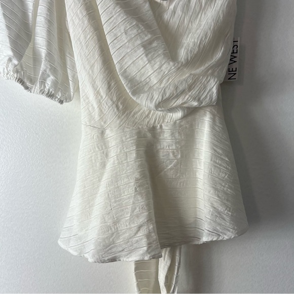 NWT Nine West One Shoulder Shirred Tie Waist
Peplum Top in White Size XS - Picture 12 of 17